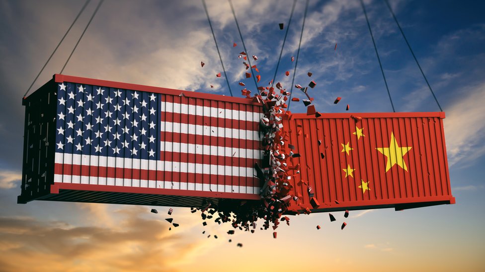 La Guerra Comercial: Impacto Global de las Estrategias de Estados Unidos y China